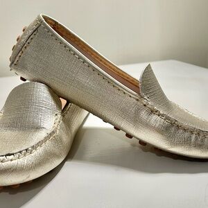 Elegant metallic Loafers for Women